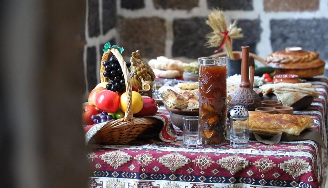 Guesthouse Emma Gümrü Dış mekan fotoğraf